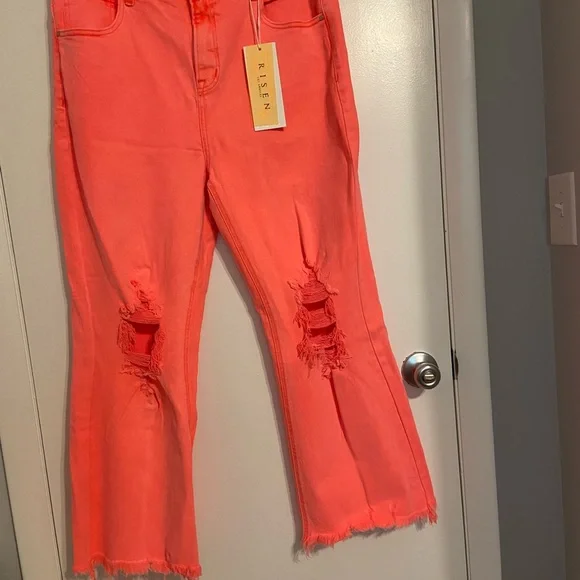 Risen Distressed Coral Jeans - Picture 1 of 5